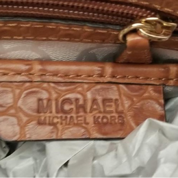 Michael Kors Handbag - Picture 3 of 5